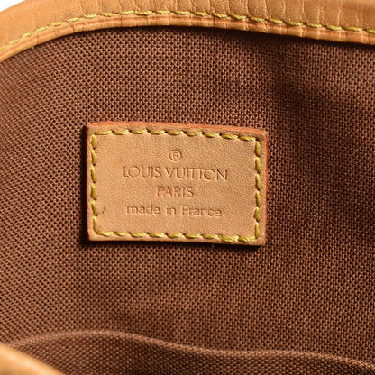 Louis Vuitton Monogram Batignolles 6 of 7