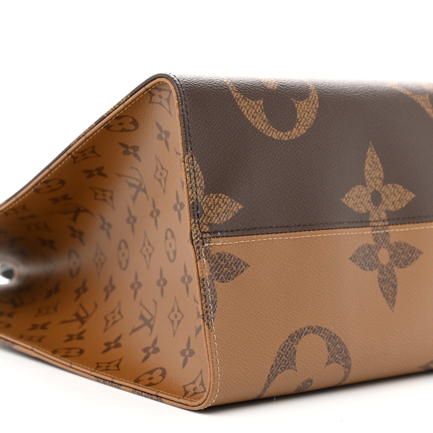 Reverse Monogram Giant Onthego GM