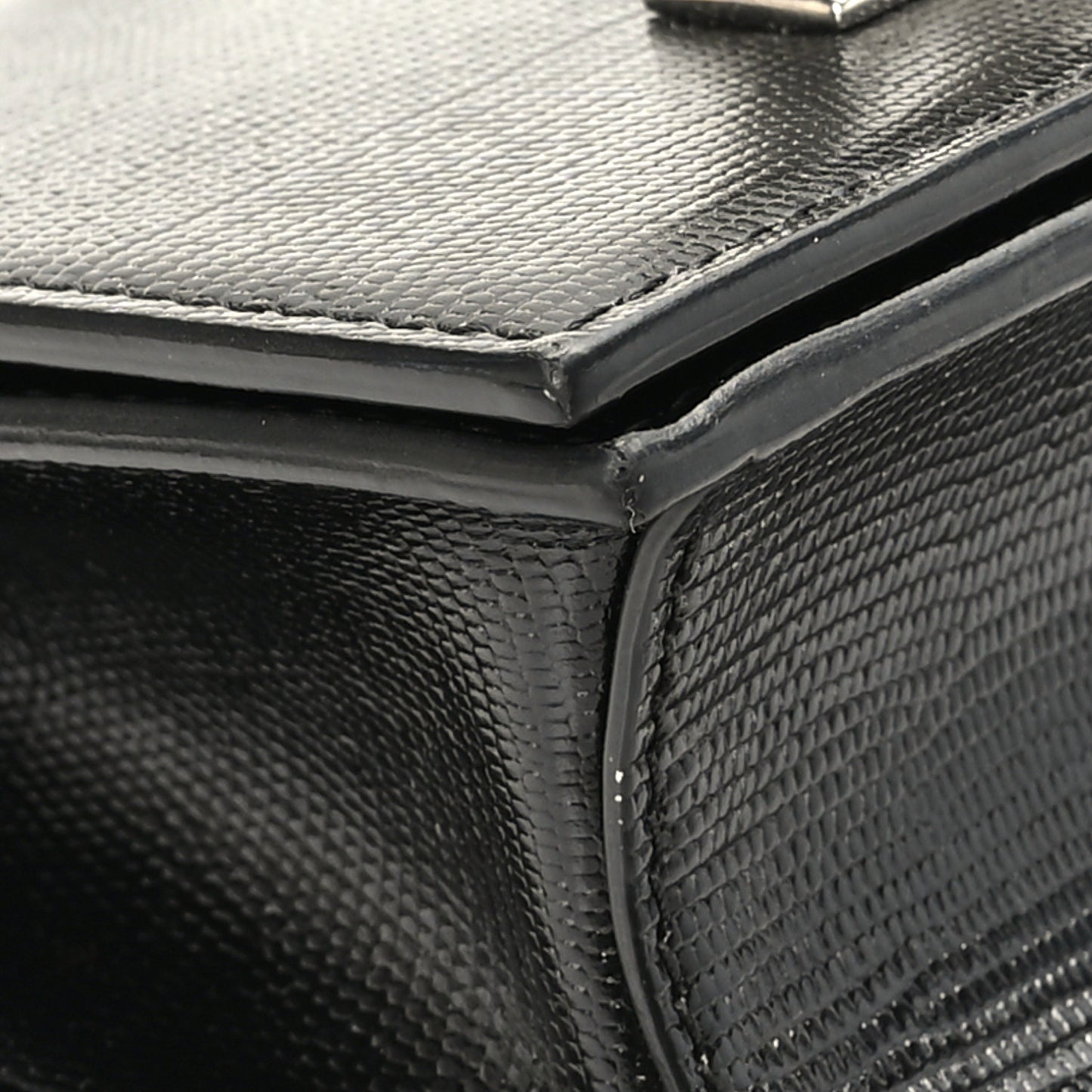 Lizard Embossed Calfskin Knuckle Crossbody Black