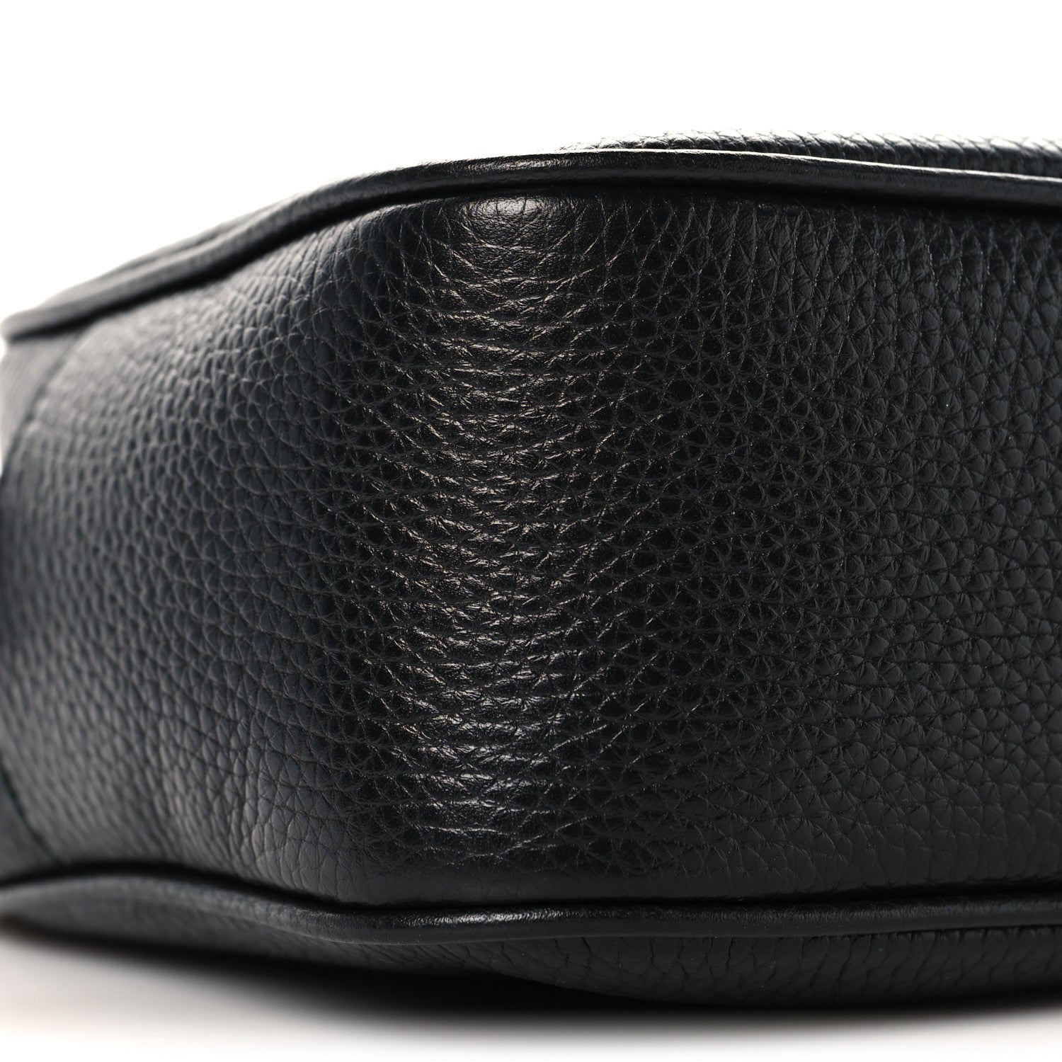 Gucci Pebbled Calfskin Small Soho Disco Bag Black 9 of 10