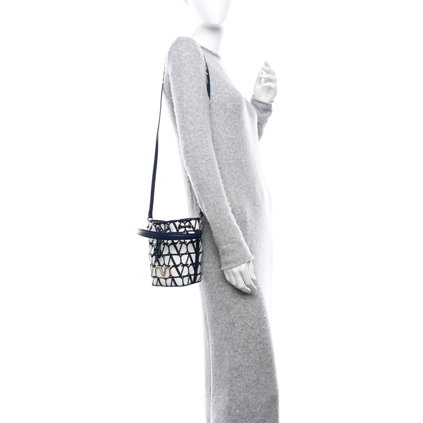 Toile Iconographe Nappa Mini Vlogo Signature Bucket Bag White Worker