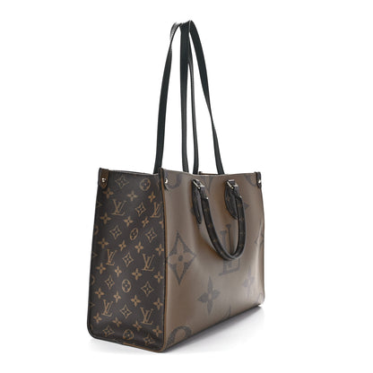 Louis Vuitton Reverse Monogram Giant Onthego MM 3 of 11