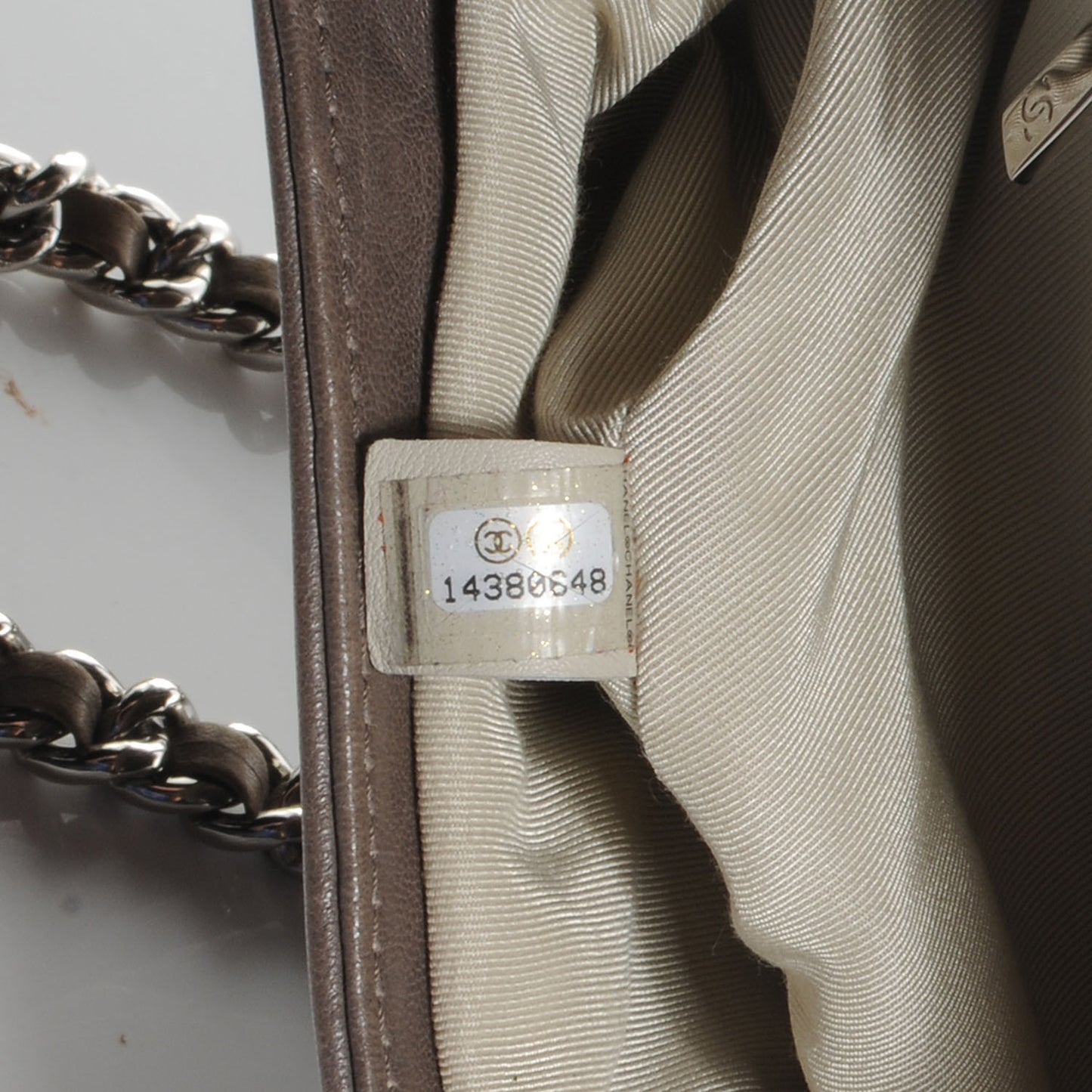 Washed Lambskin Quilted Medium Chain Around Messenger Taupe