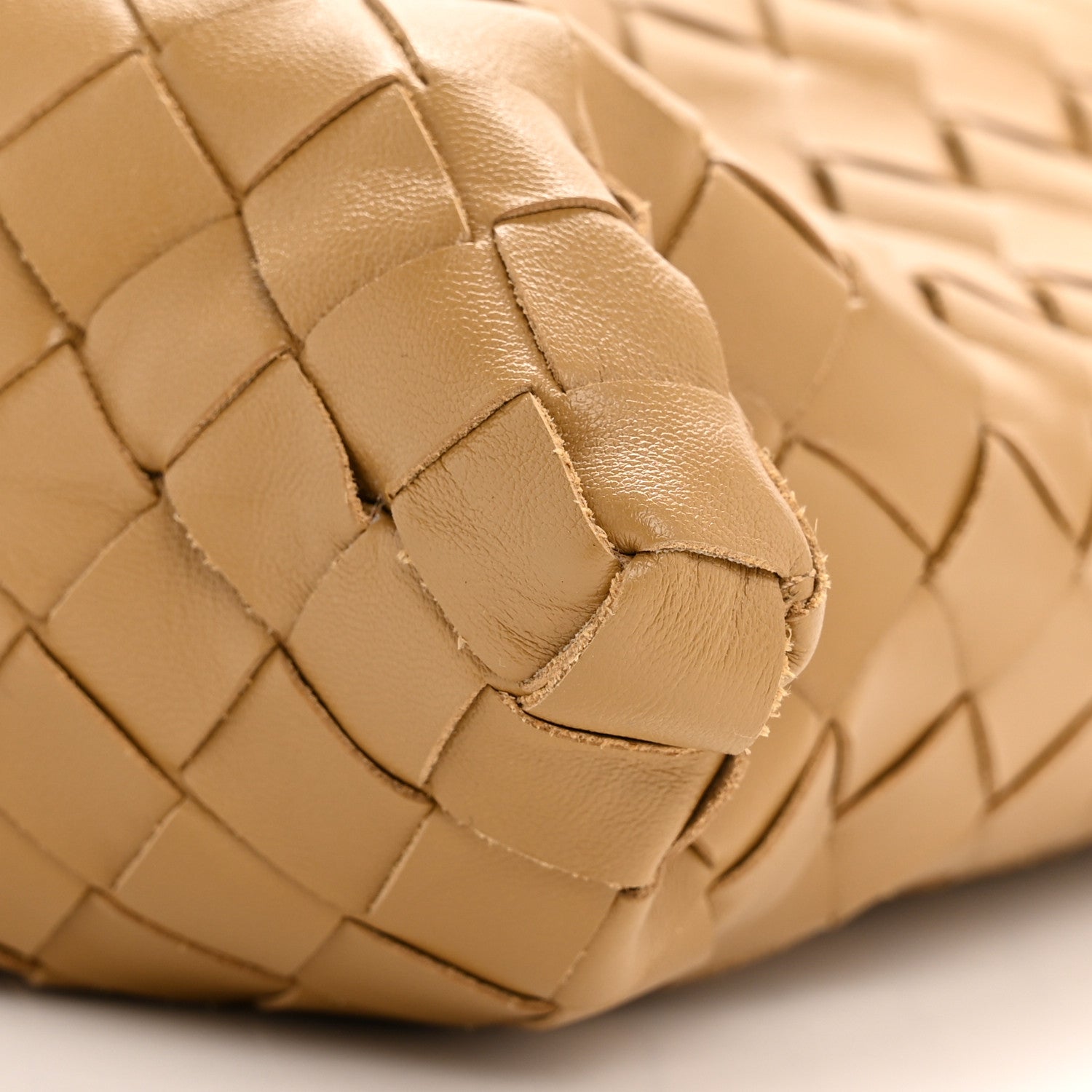 Bottega Veneta Calfskin Intrecciato Small Hop Dark Praline 1794364 Bottega Veneta Calfskin Intrecciato Small Hop Dark Praline 1794364