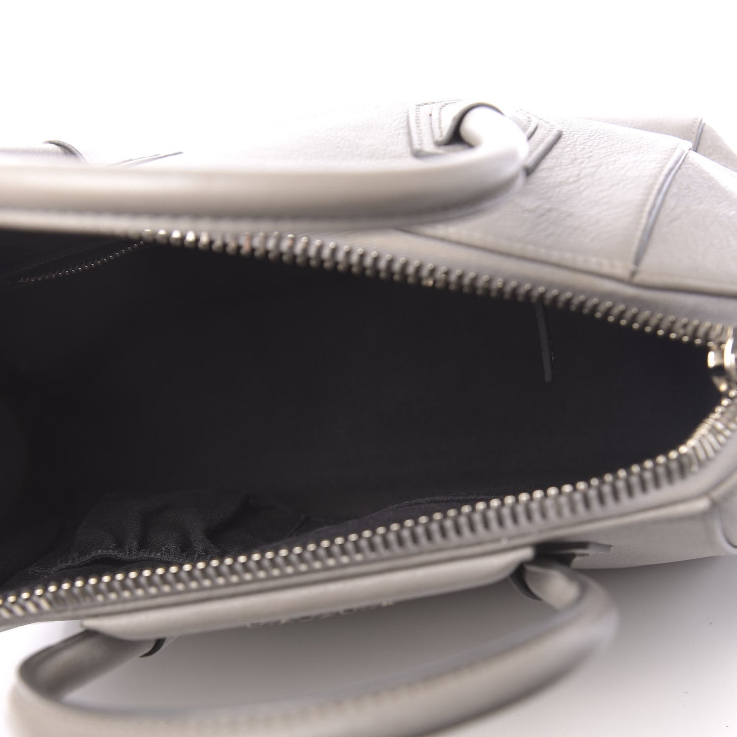 Sugar Goatskin Small Antigona Pearl Grey