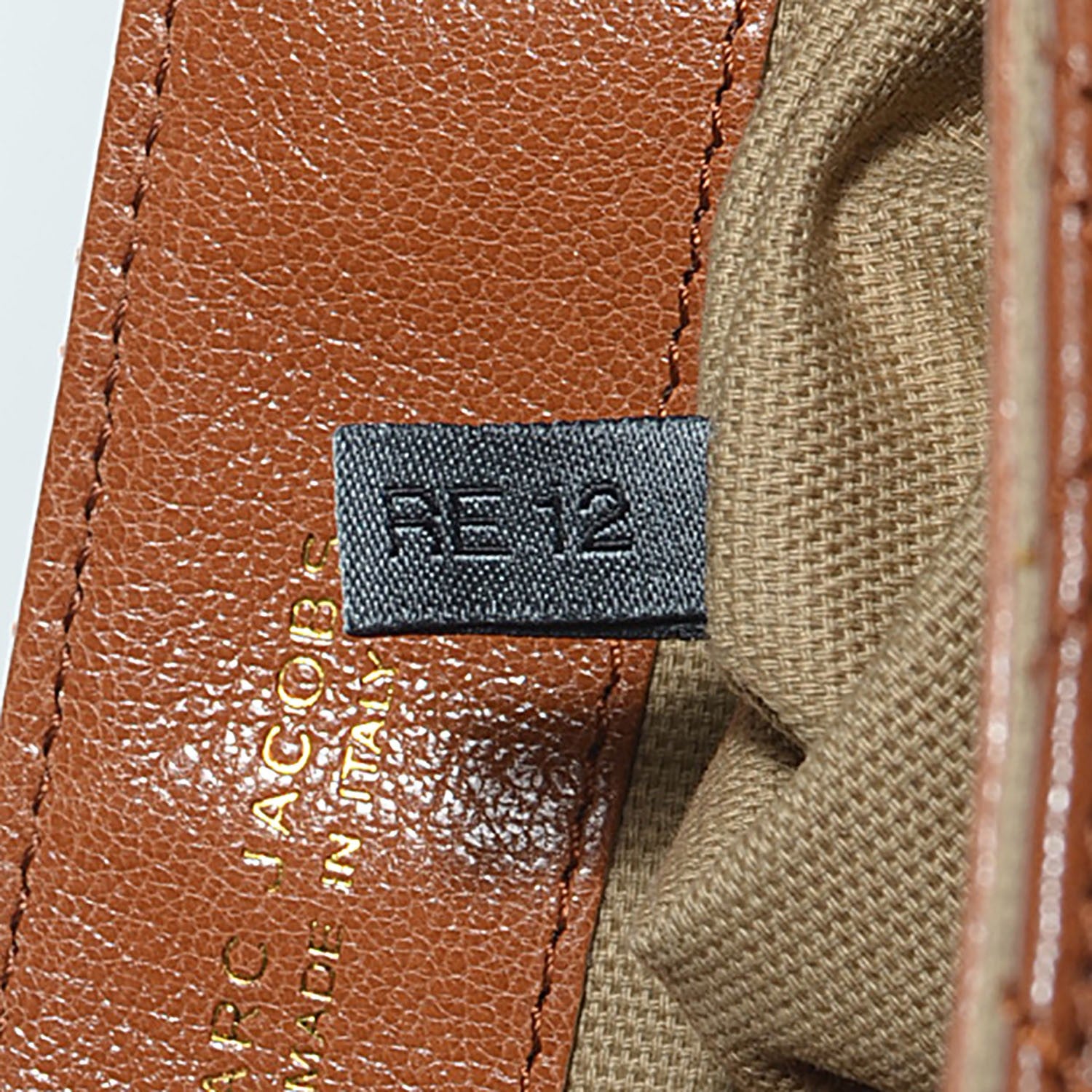 Marc Jacobs Lacquered Lambskin Quilted The XL Single Flap Cognac 9 of 10