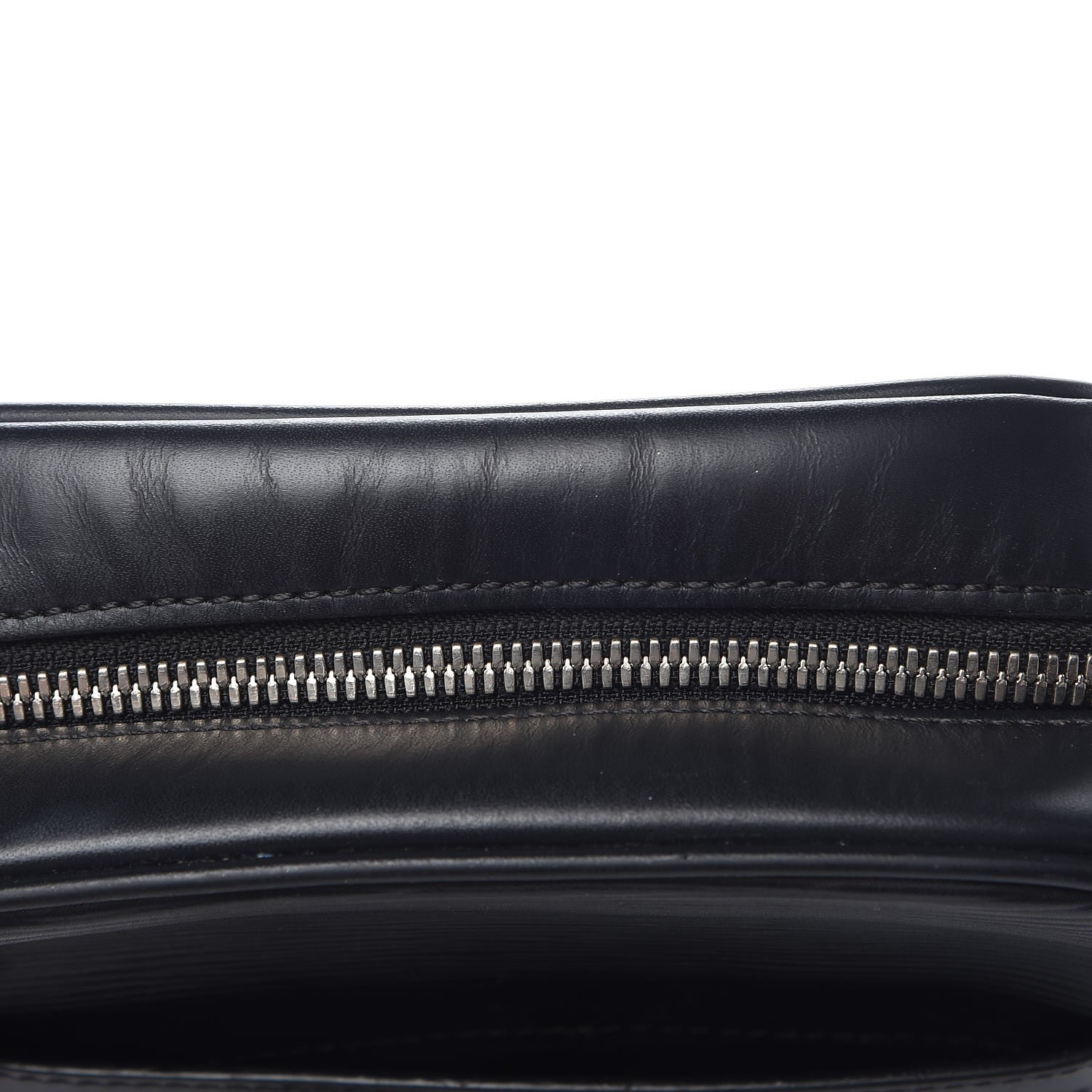 Louis Vuitton X SUPREME Epi Danube PM Black 9 of 10