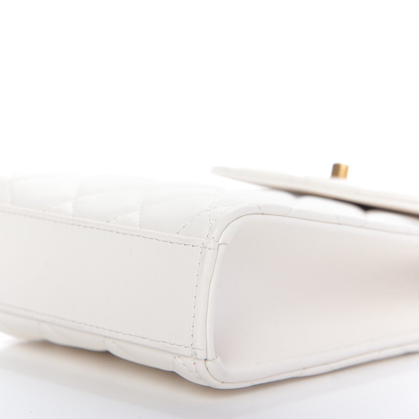 Lambskin Quilted Pearl Crush Phone Holder With Chain White