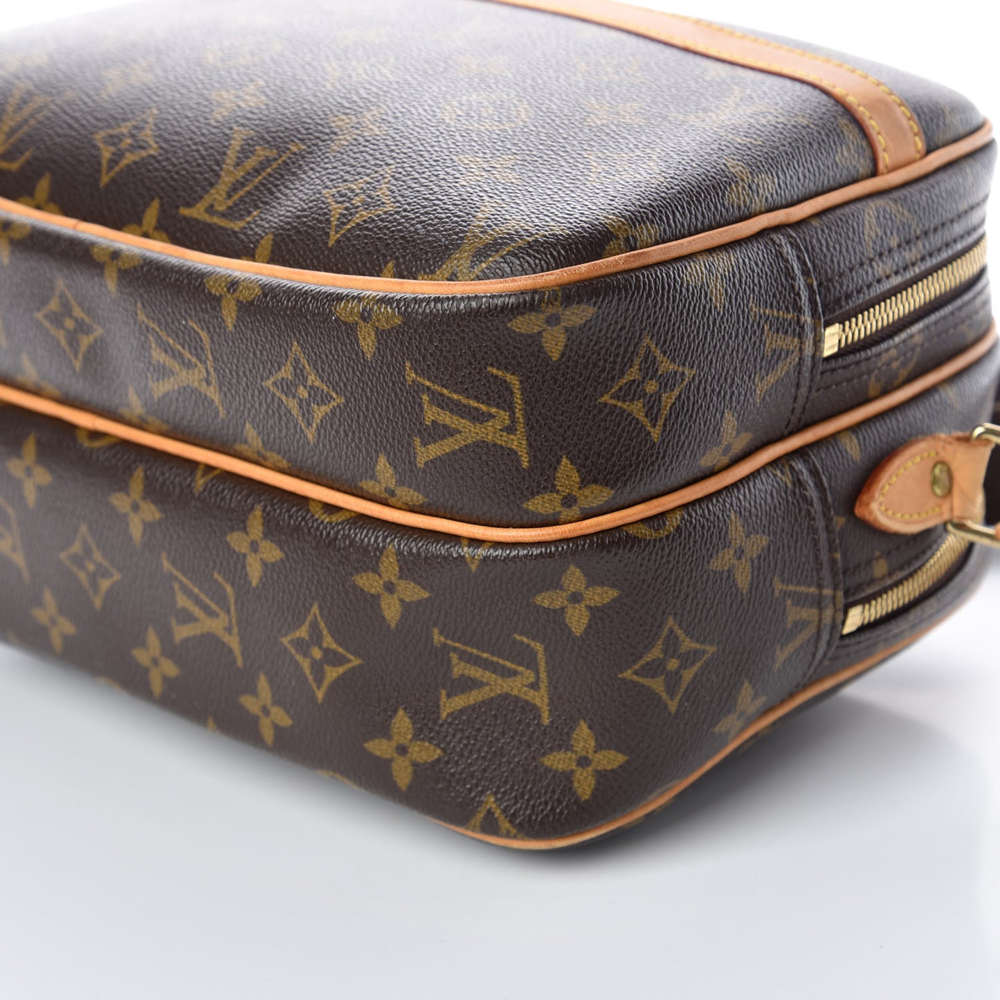 Monogram Reporter PM