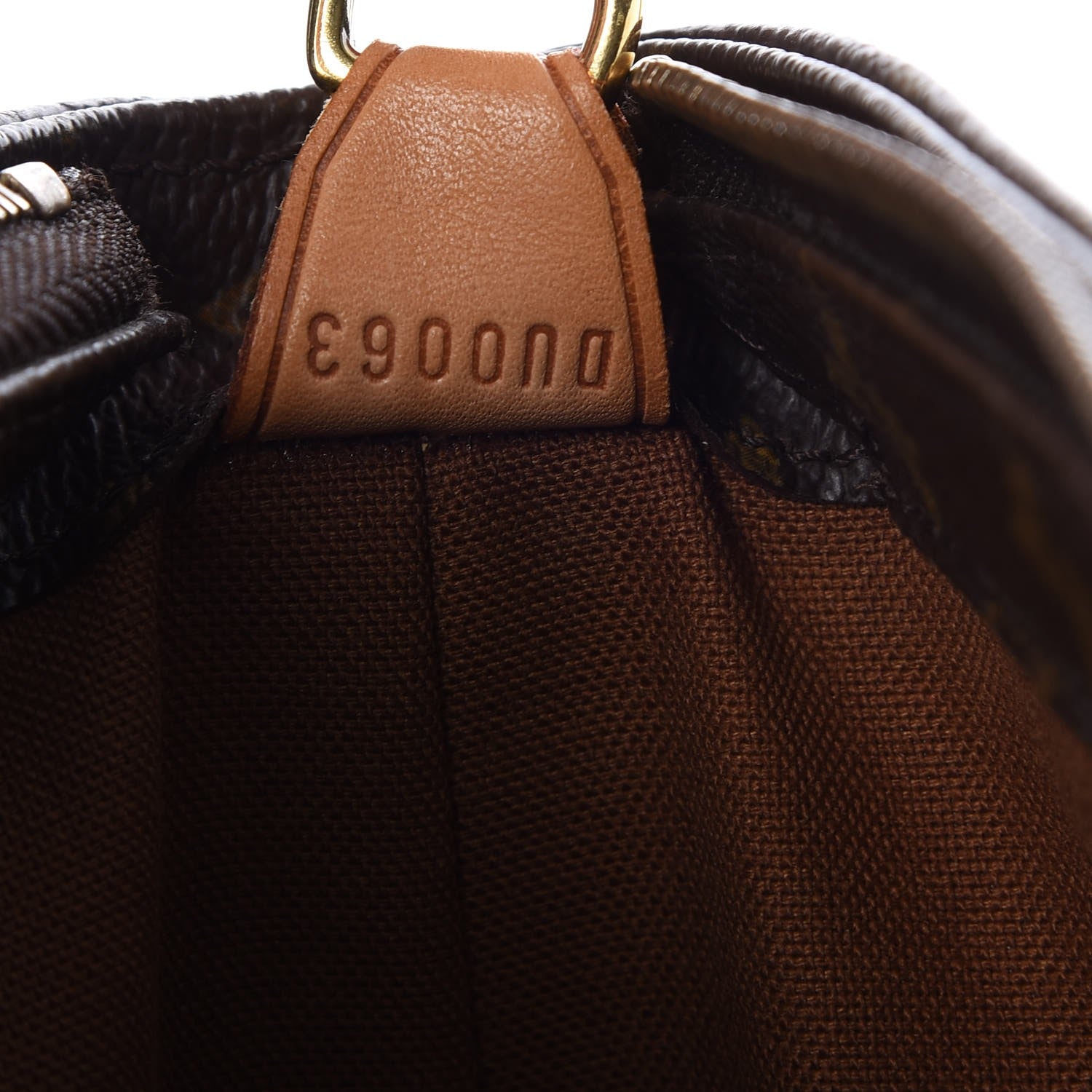 Louis Vuitton Monogram Cabas Mezzo 7 of 9