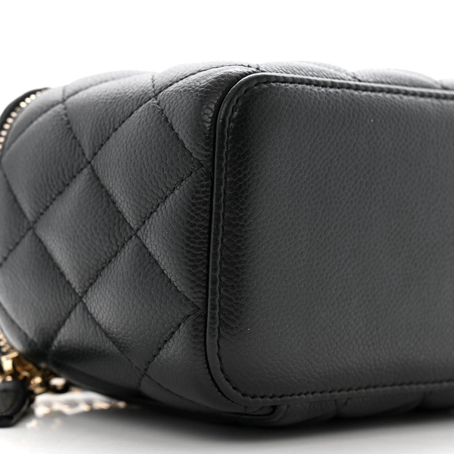 Caviar Quilted Small Tiny CC Vanity Case With Chain Black