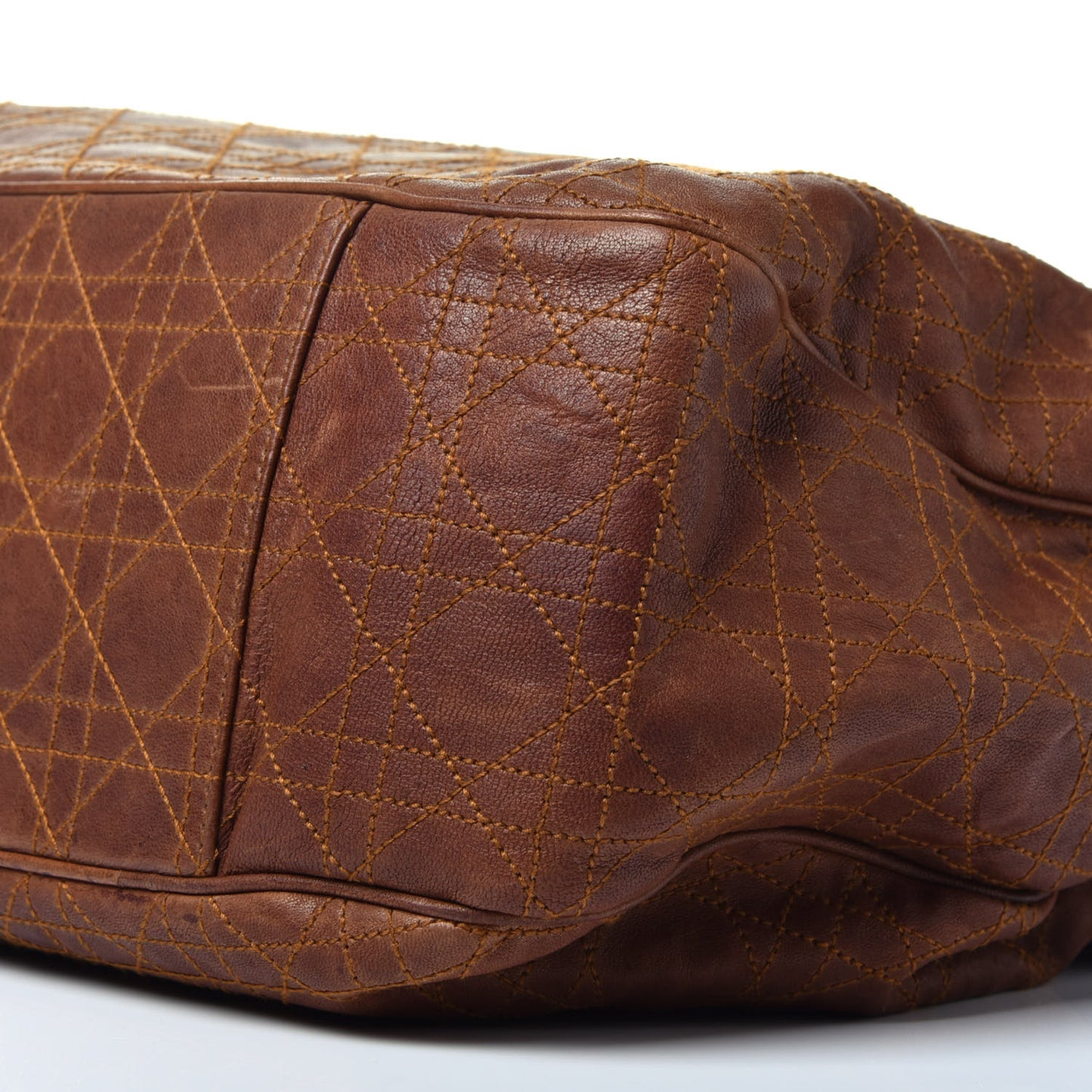 Lambskin Cannage Drawstring Bag Brown