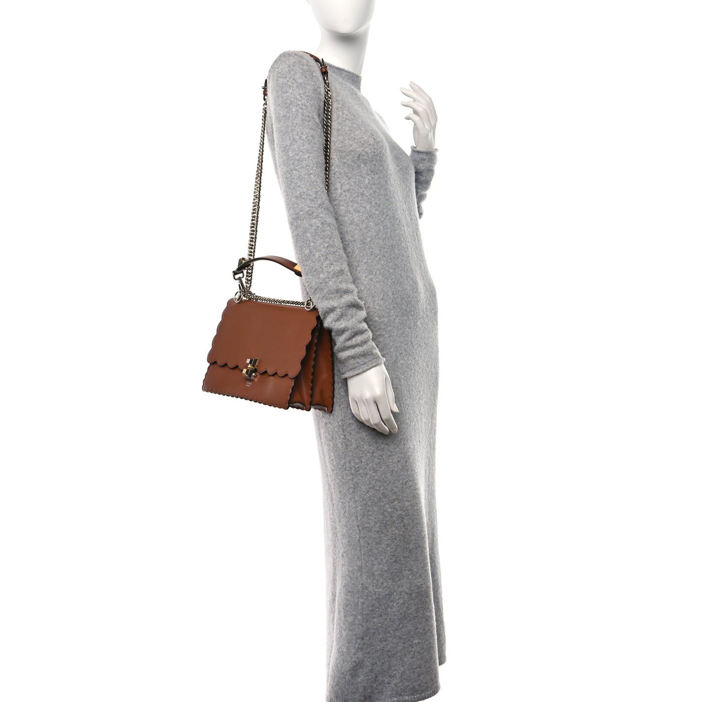 Vitello Liberty Scalloped Studded Kan I Shoulder Bag Caramello