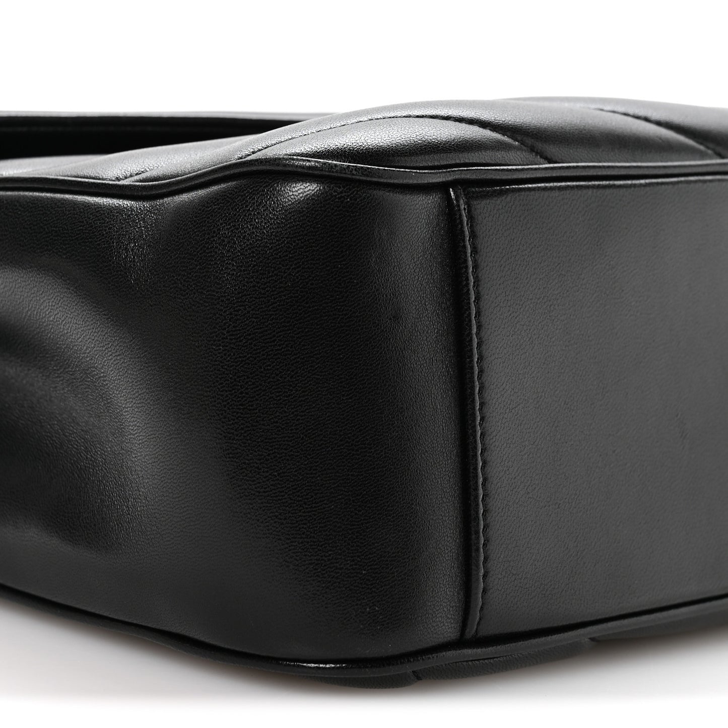 Lambskin Chevron Quilted Large Loulou Black
