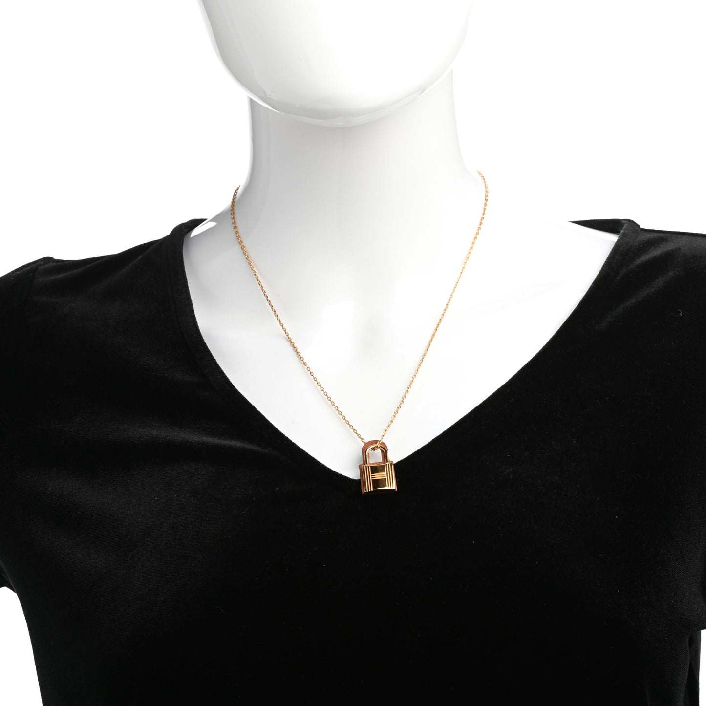 Swift Small O'Kelly Pendant Necklace Gold
