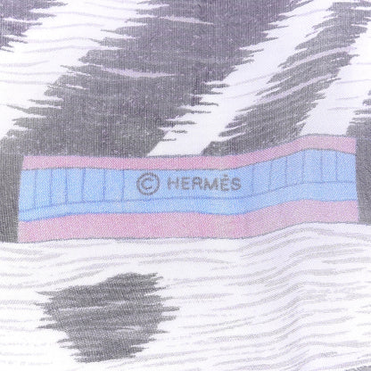 Hermes Silk Pelages et Camouflage Stole Gris Perle Fuchsia 4 of 4