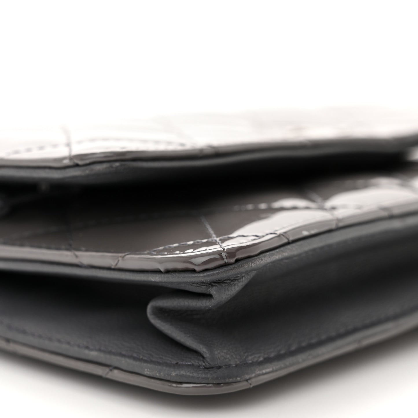 Patent Quilted Wallet On Chain WOC Grey