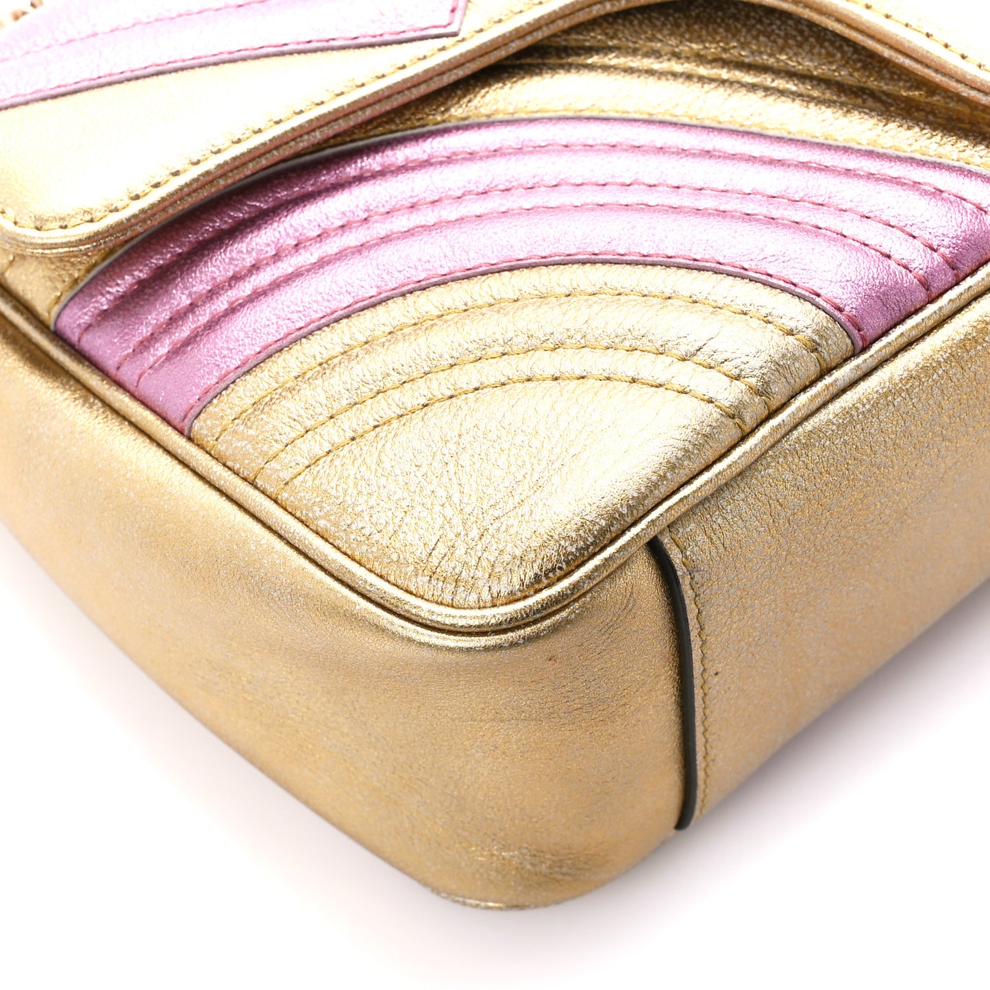 Metallic Calfskin Matelasse Small GG Marmont Shoulder Bag Gold Pink