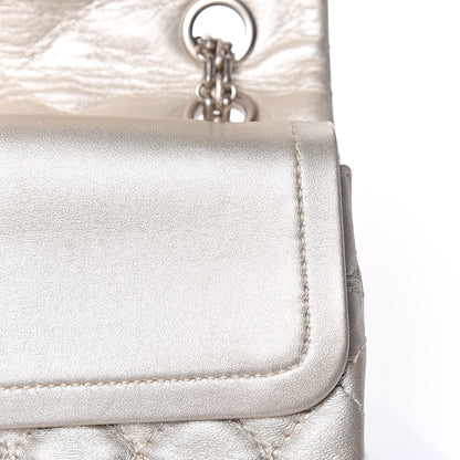 Chanel Metallic Lambskin 2.55 Reissue 225 Flap Pale Gold 24 of 32