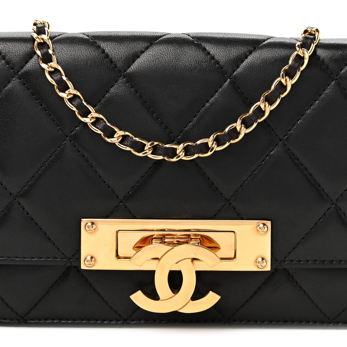 Lambskin Quilted Golden Class Wallet on Chain WOC Black