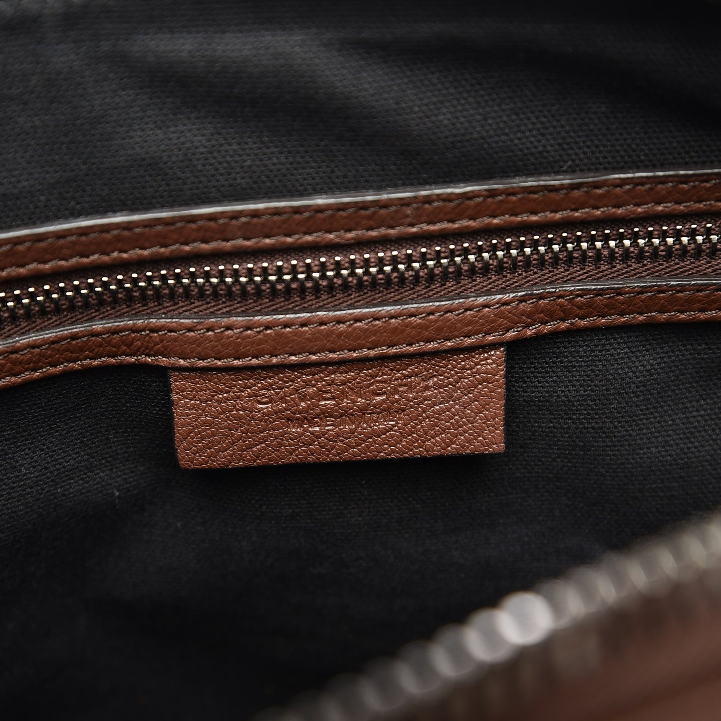 Sugar Goatskin Medium Antigona Brown