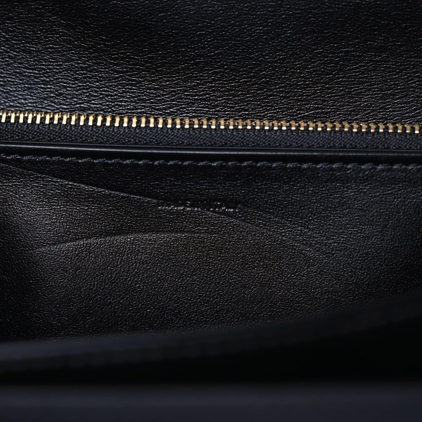 Box Calfskin Medium Classic Box Flap Bag Black