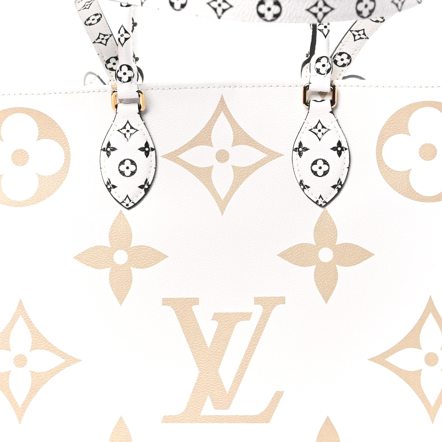 Louis Vuitton Monogram Giant Onthego GM Kaki Beige 7 of 9