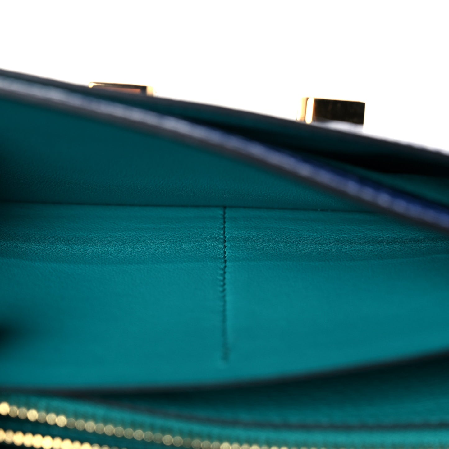 Shiny Alligator Verso Constance Long Wallet Bleu Saphir Bleu Paon