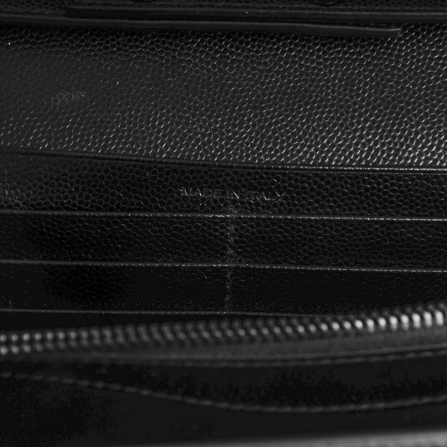 Grain De Poudre Monogram Chain Wallet Black