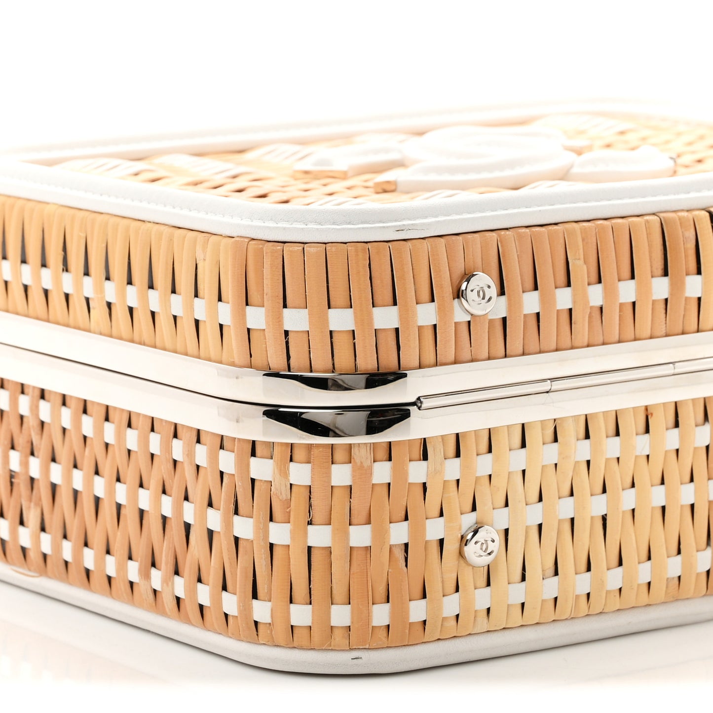 Raffia Calfskin CC Filigree Vanity Case White