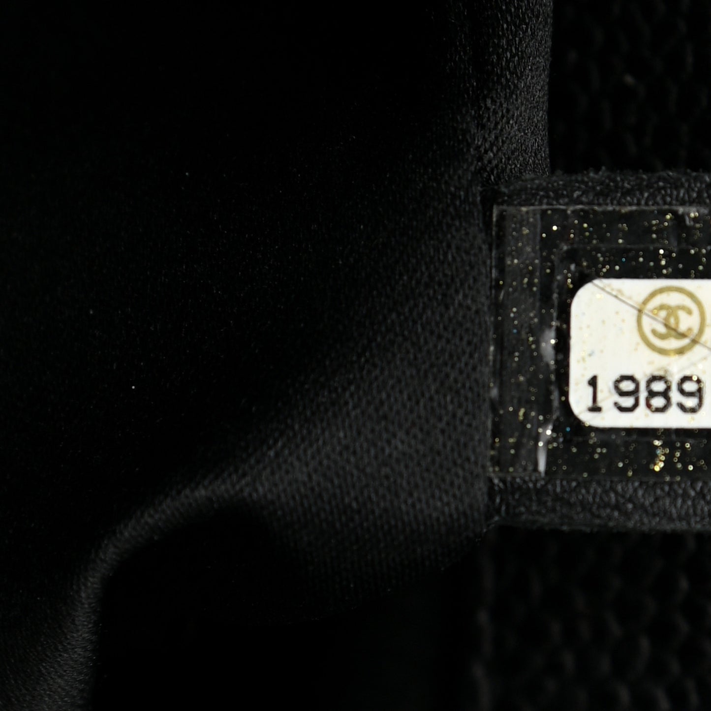 Caviar Quilted XL Grand Shopping Tote GST Black