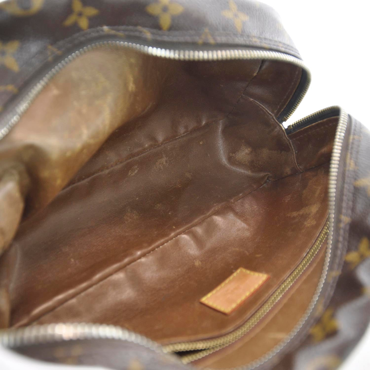 Louis Vuitton Monogram Toiletry Bag 25 5 of 7
