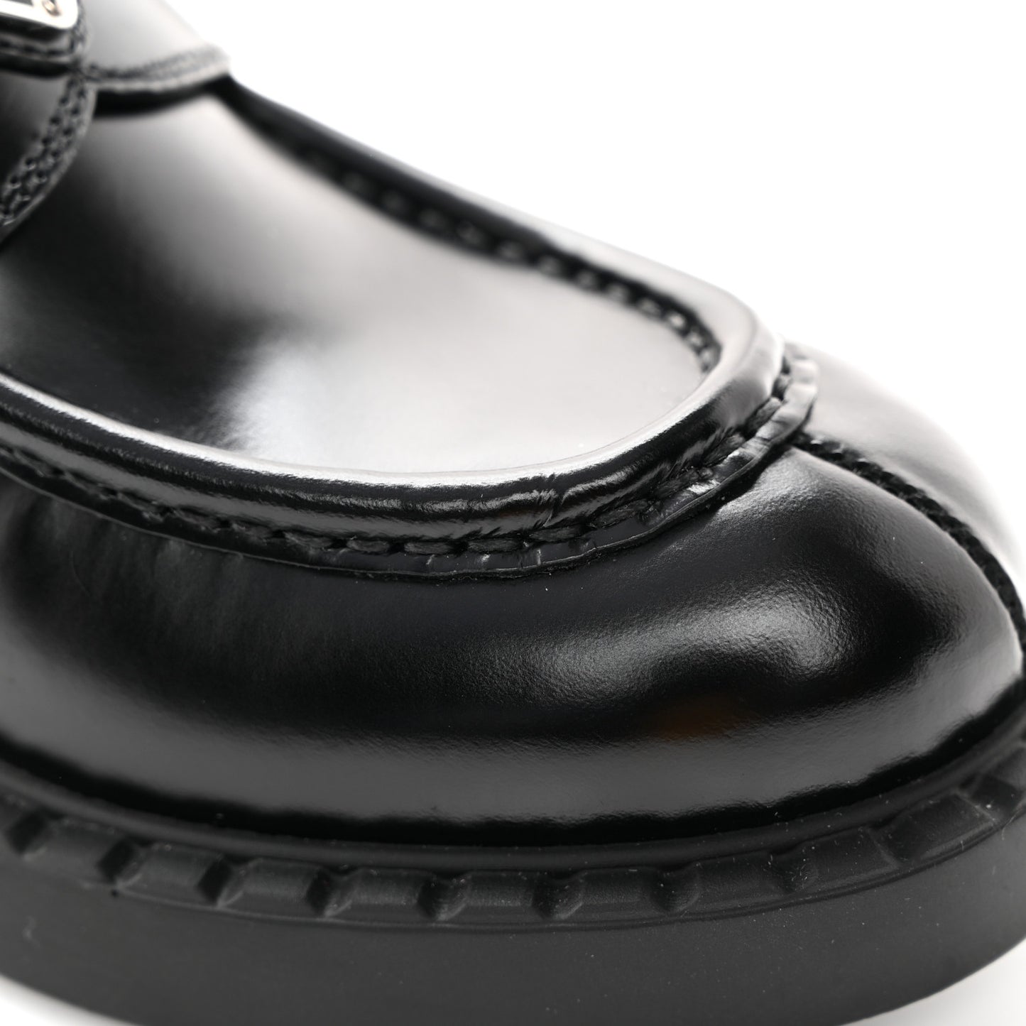 Spazzolato Metal Triangle Logo 50mm Loafers 37.5 Black
