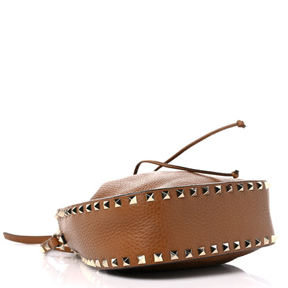 Valentino Garavani Grained Calfskin Rockstud Bucket Bag Bright Cognac 4 of 11