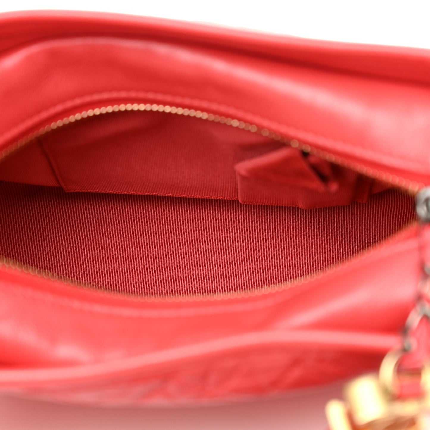 Aged Calfskin Quilted Small Gabrielle Hobo Red