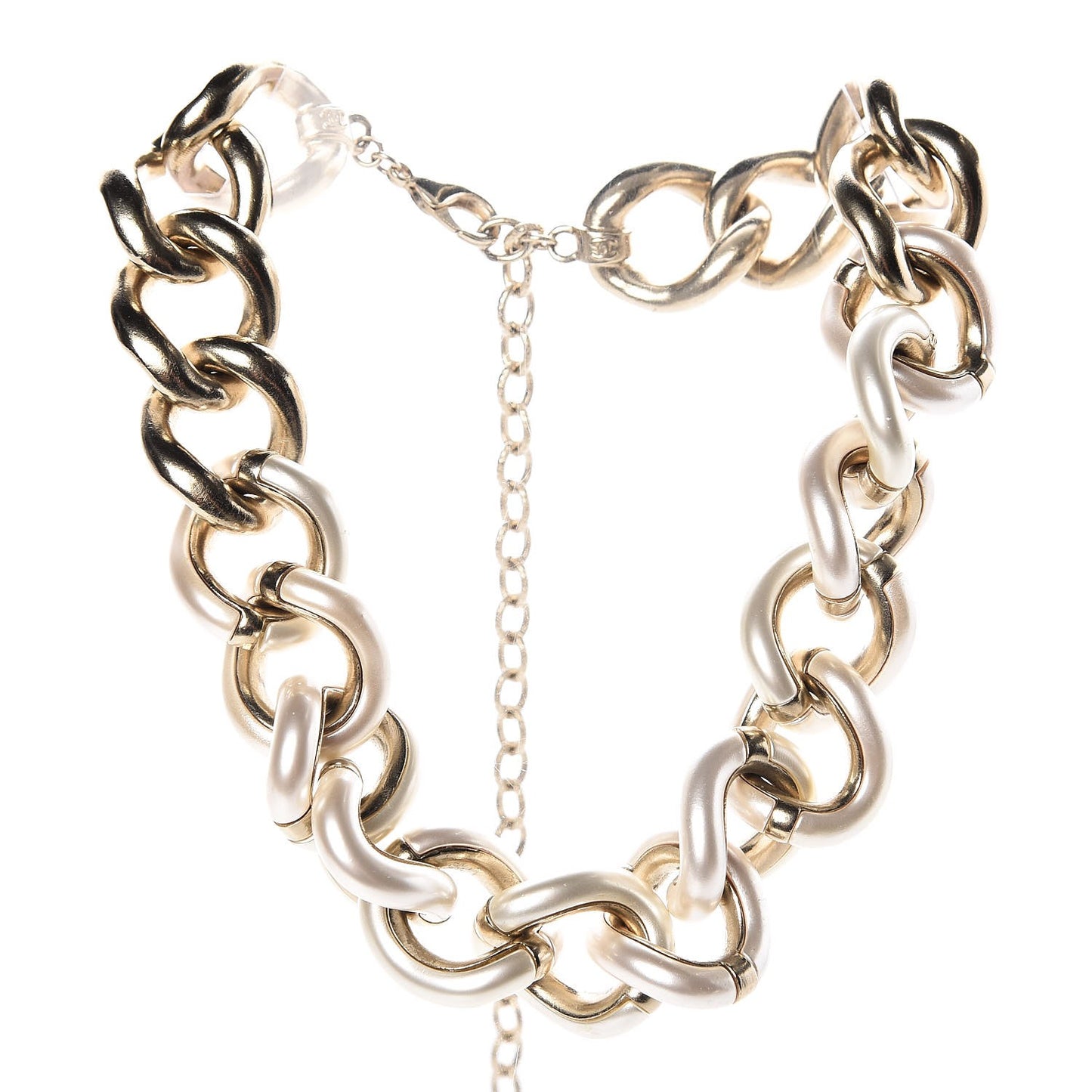 CC Chain Short Necklace Gold Pearly White