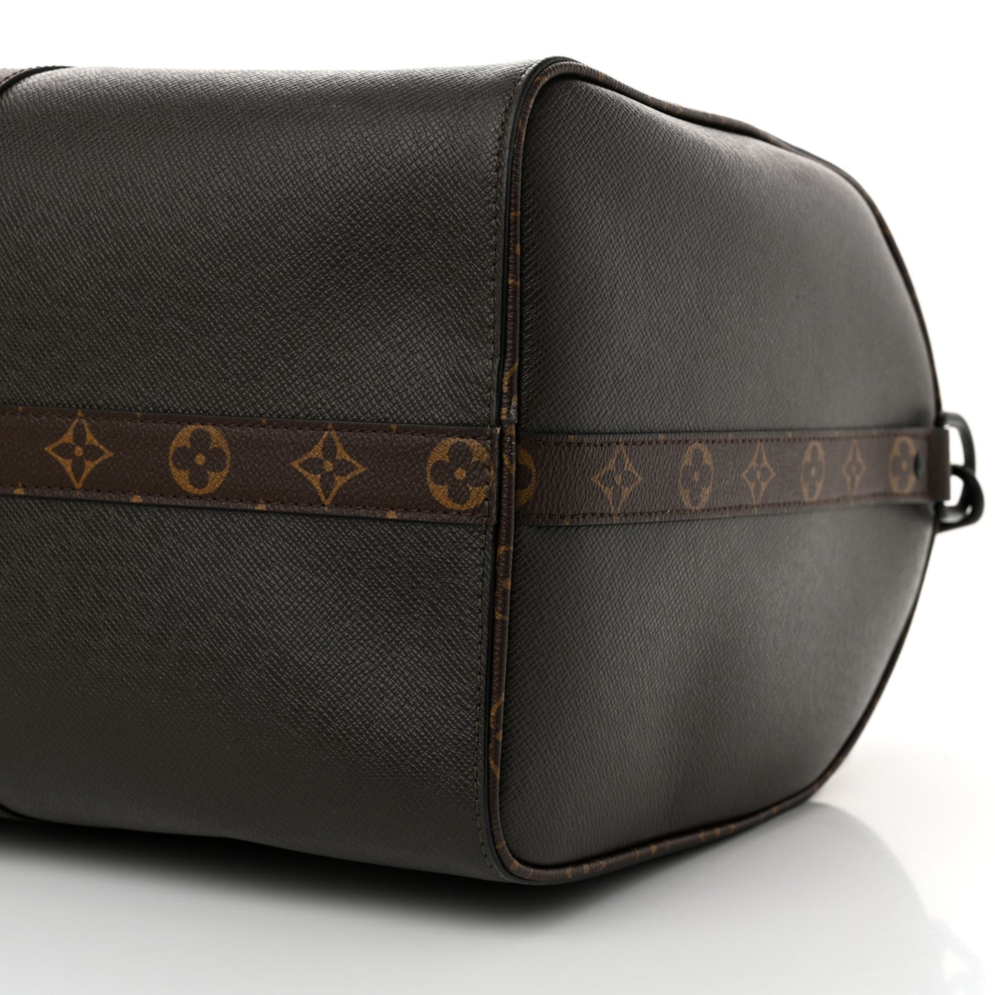 Taiga Monogram Keepall Bandouliere 50 Khaki