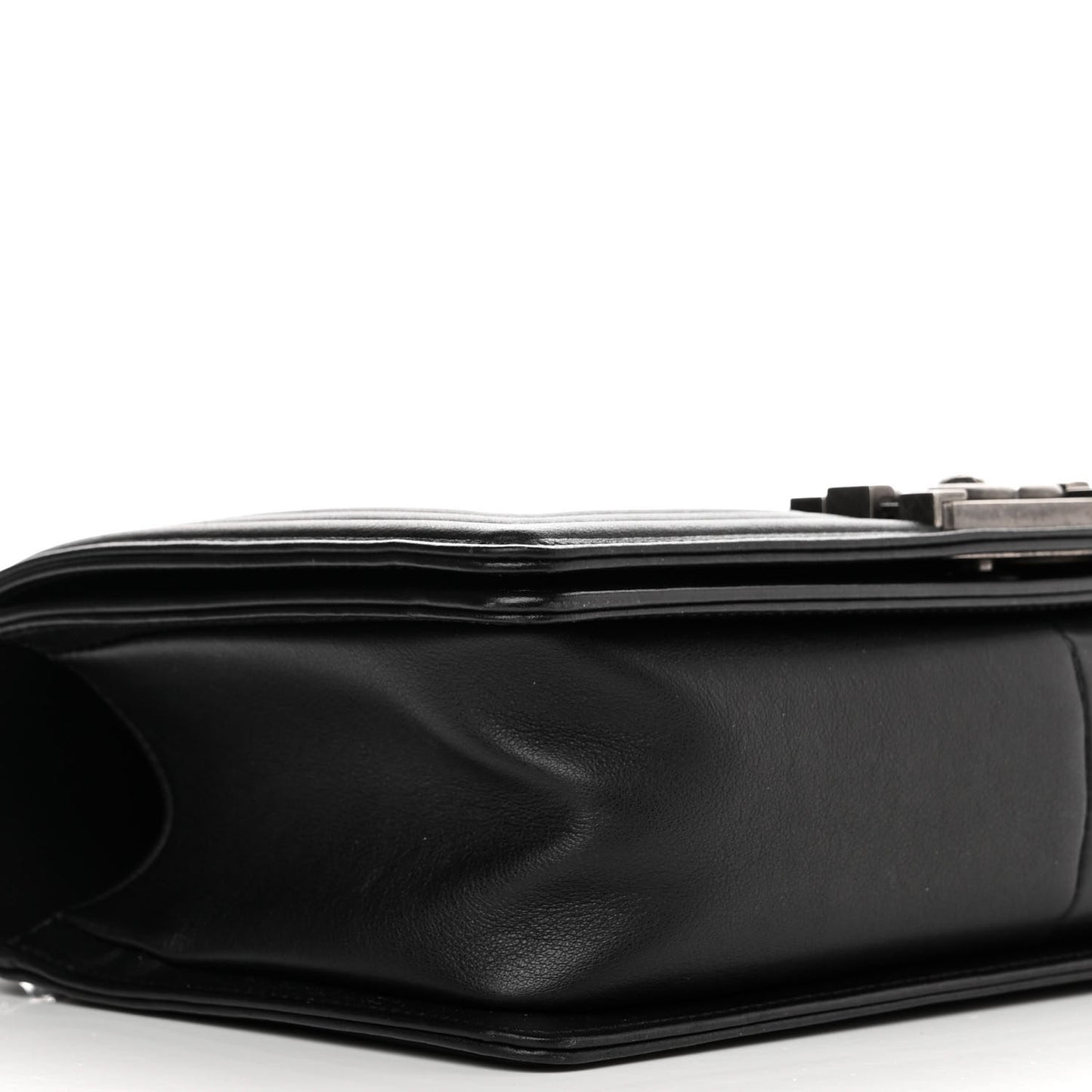 Calfskin Quilted Medium Boy Flap Black