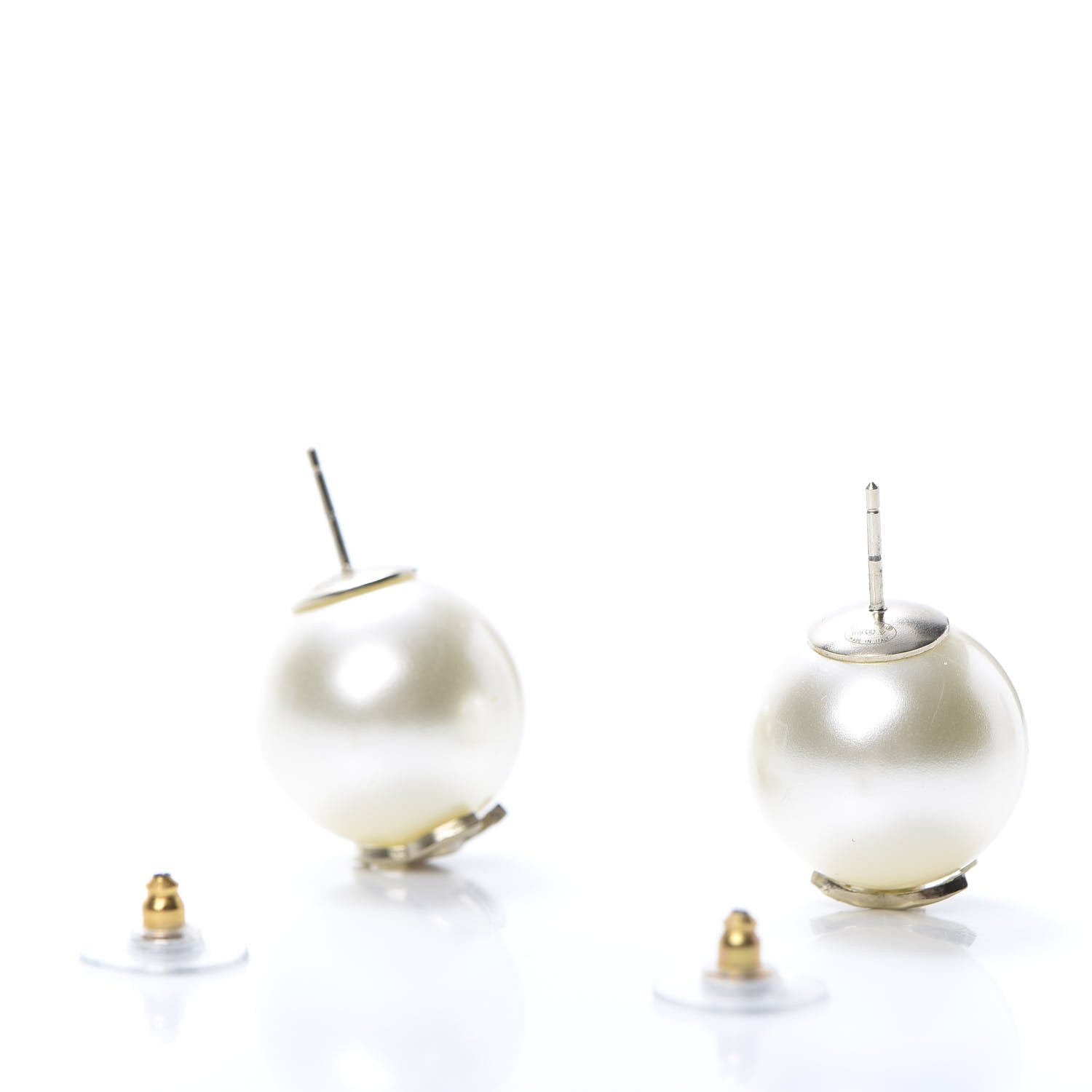 Chanel Pearl CC Large Earrings Gold 3 of 5