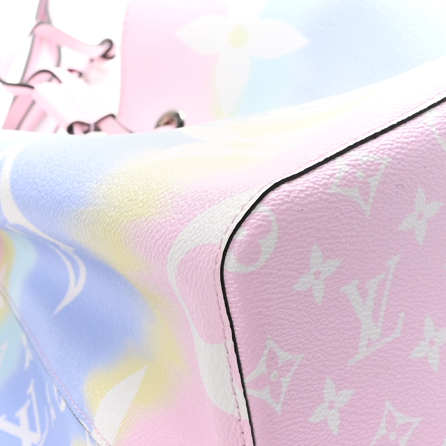 Louis Vuitton Monogram Escale Neonoe MM Pastel 9 of 12