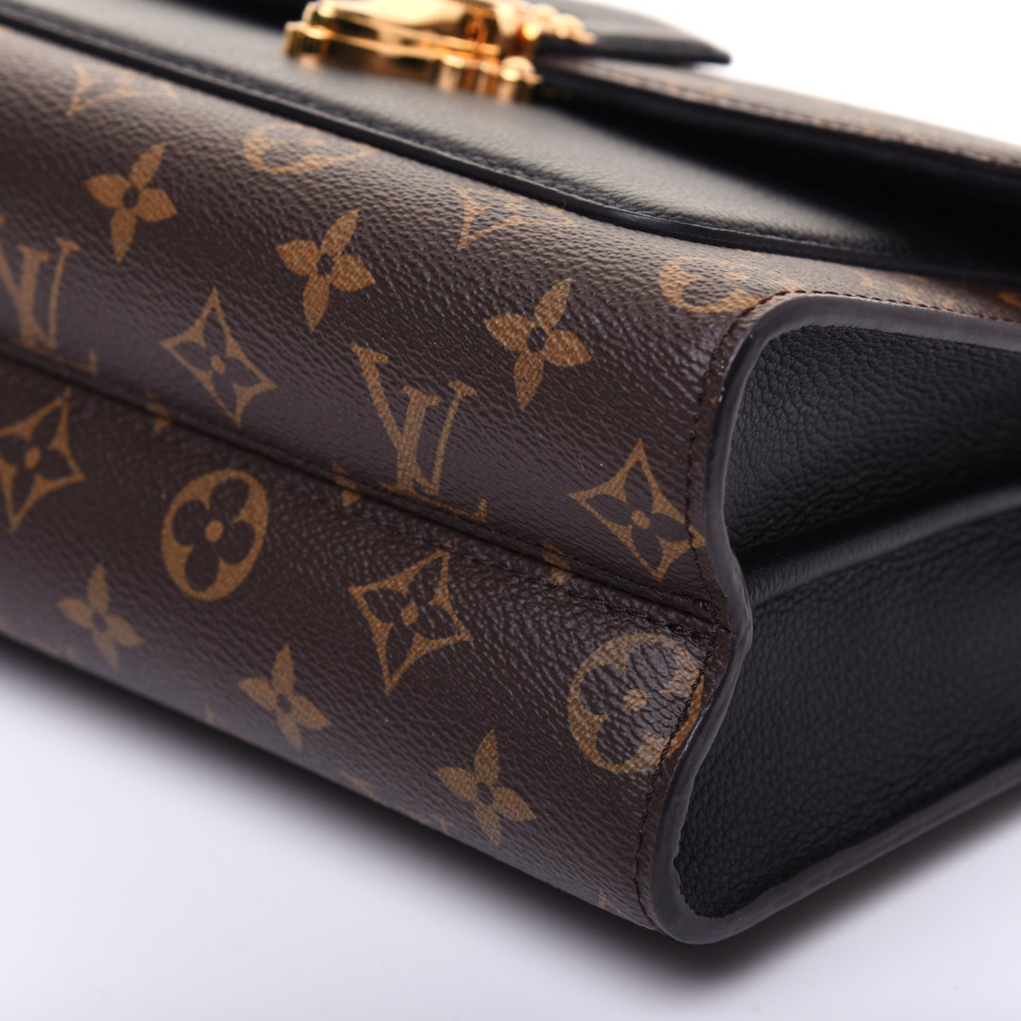 Monogram Victoire Black