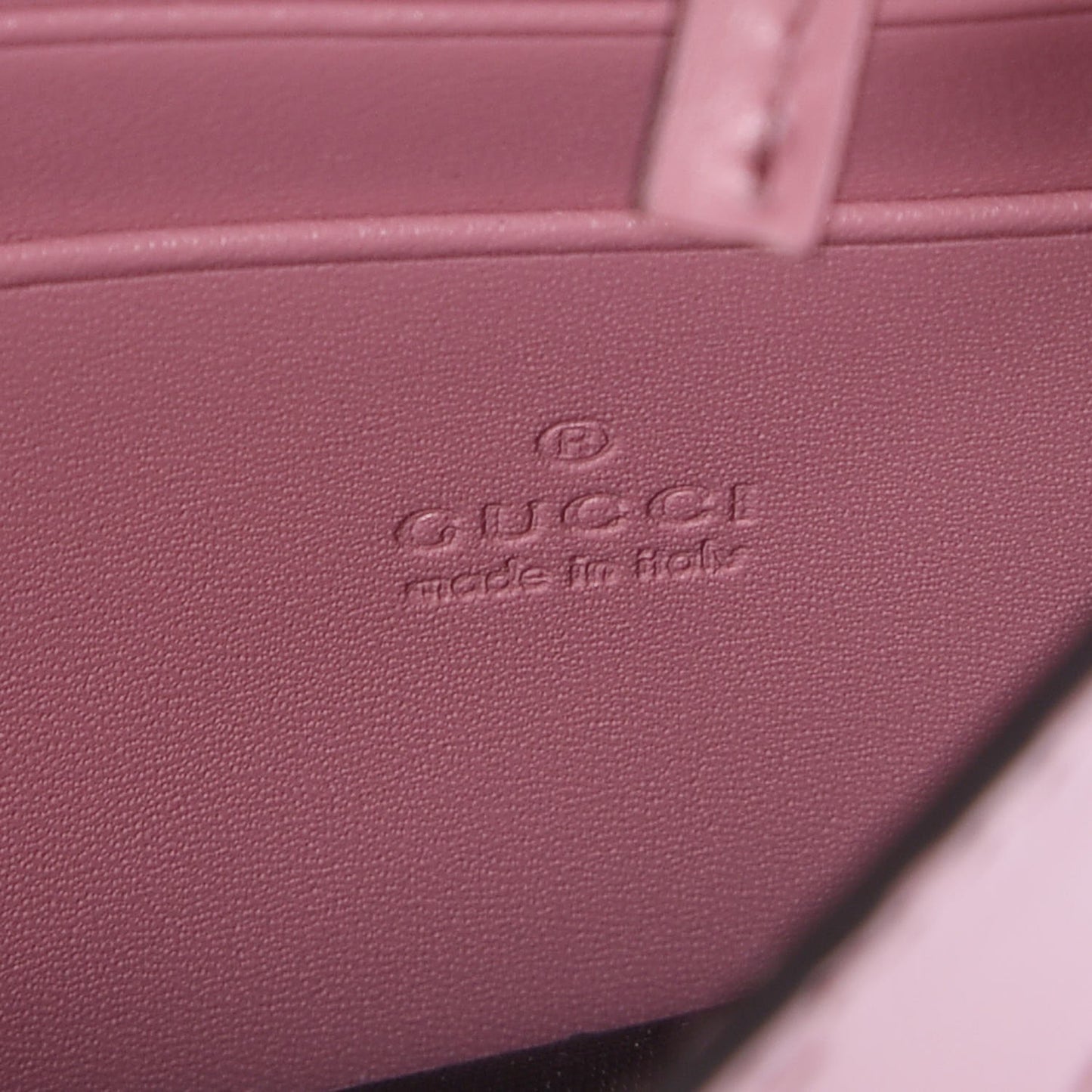 Guccissima Icon Chain Wallet Carmine Rose
