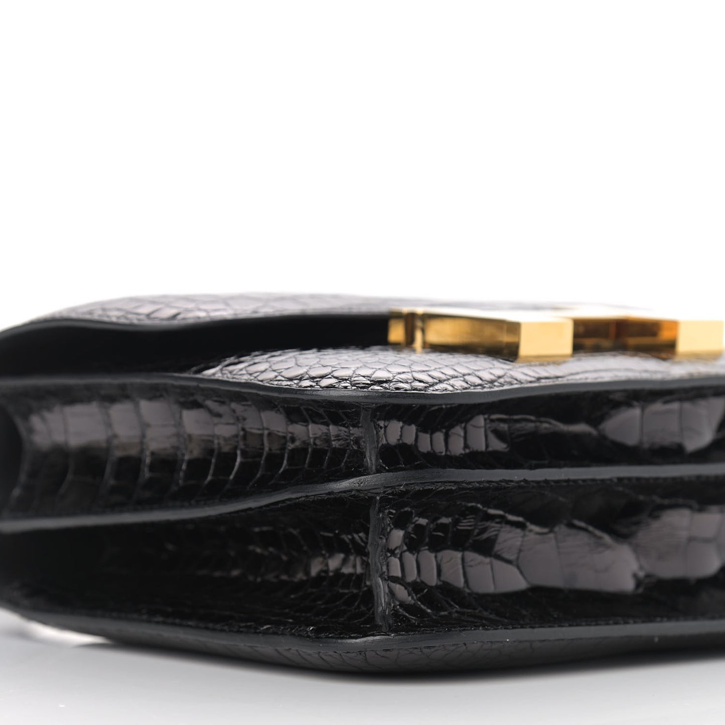 Shiny Alligator Constance 18 Black