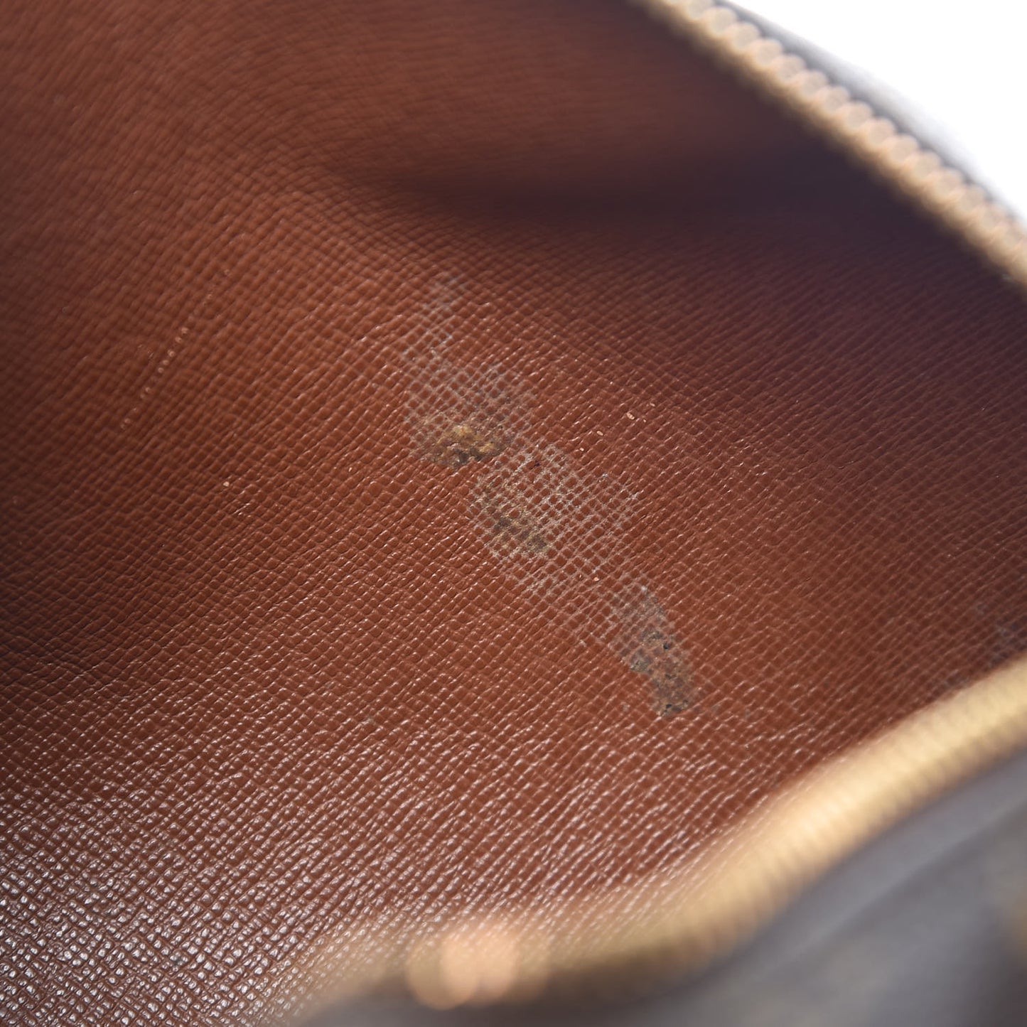 Monogram Papillon 26