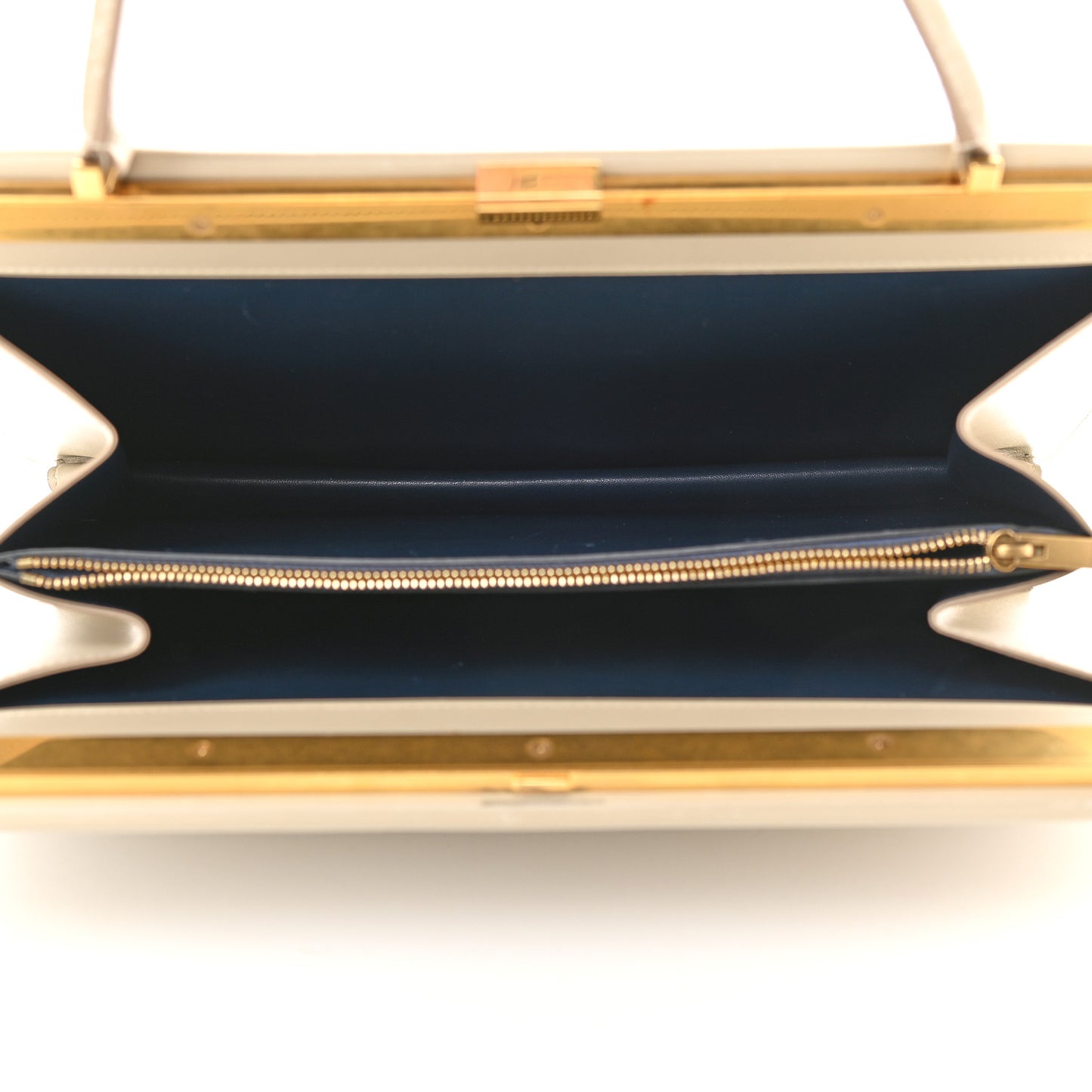 Box Calfskin Medium Clasp Bag Powder