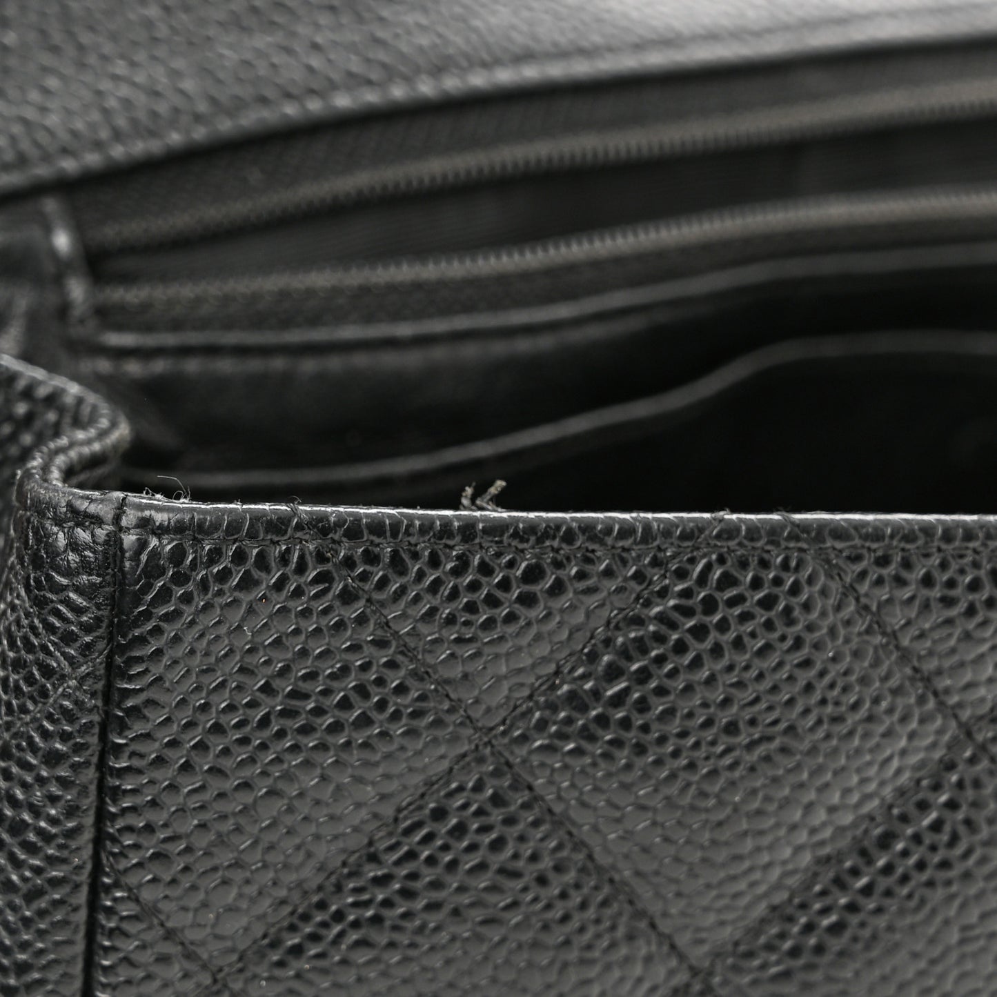 Caviar Quilted Jumbo Single Flap Bijoux Chain Black