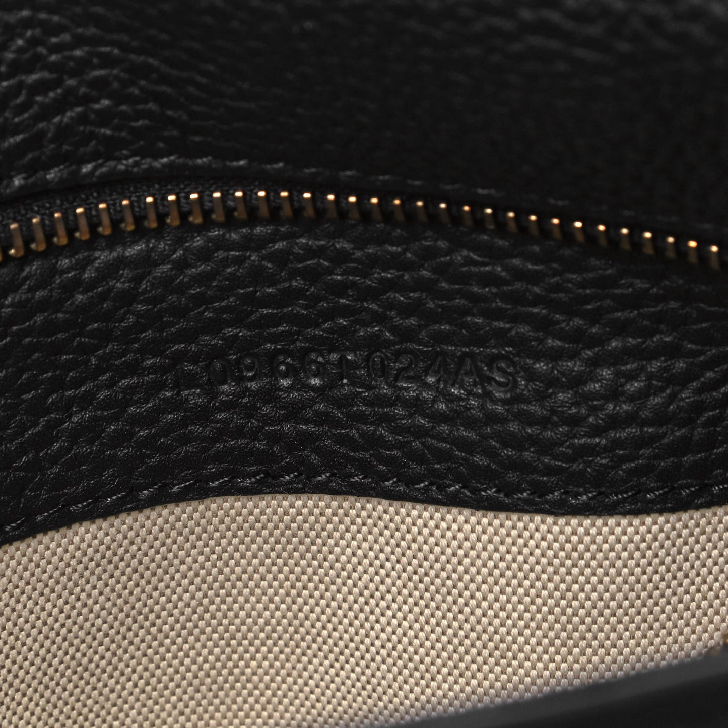 Pebbled Calfskin Medium Jennifer Black