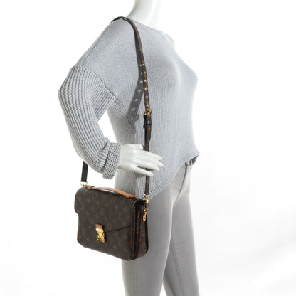 Louis Vuitton Monogram Pochette Metis 2 of 7