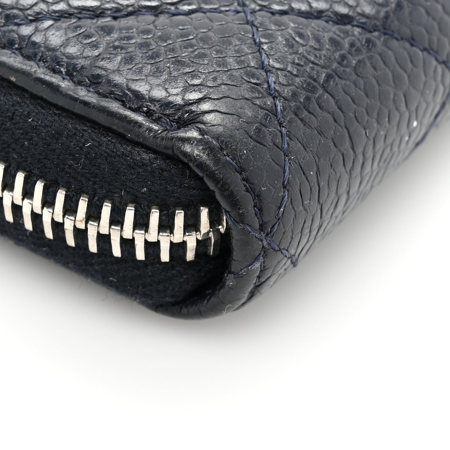 Caviar Quilted Large Gusset Zip Around Wallet Navy