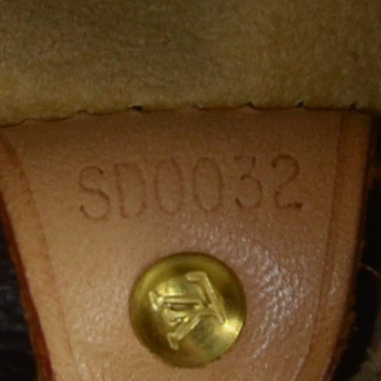 Louis Vuitton Monogram Looping GM 6 of 8